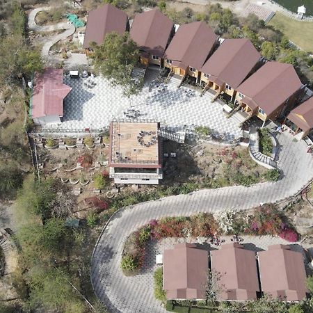 Bamboo Saa Resort & Spa - אודייפור מראה חיצוני תמונה