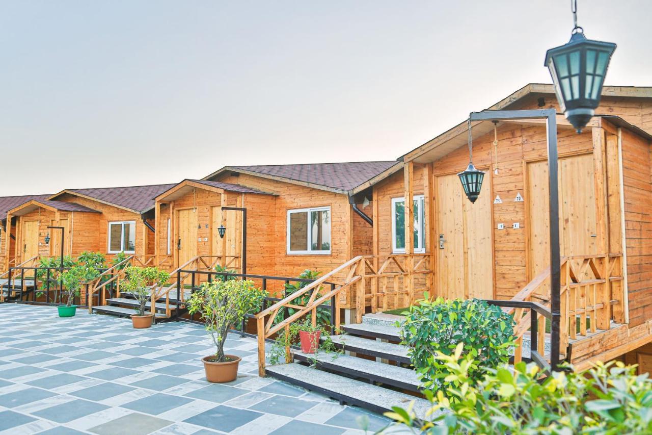 Bamboo Saa Resort & Spa - אודייפור מראה חיצוני תמונה