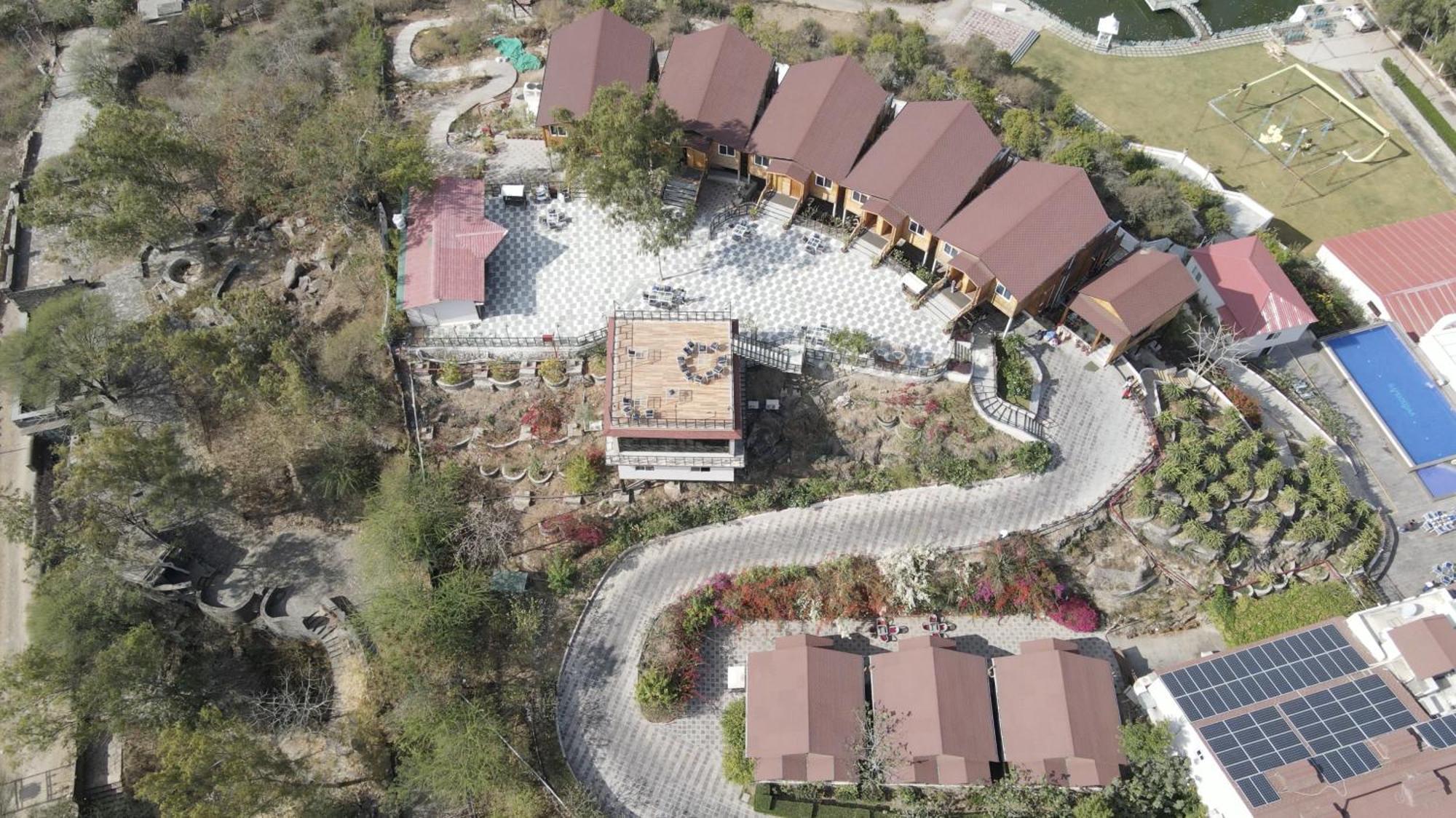 Bamboo Saa Resort & Spa - אודייפור מראה חיצוני תמונה