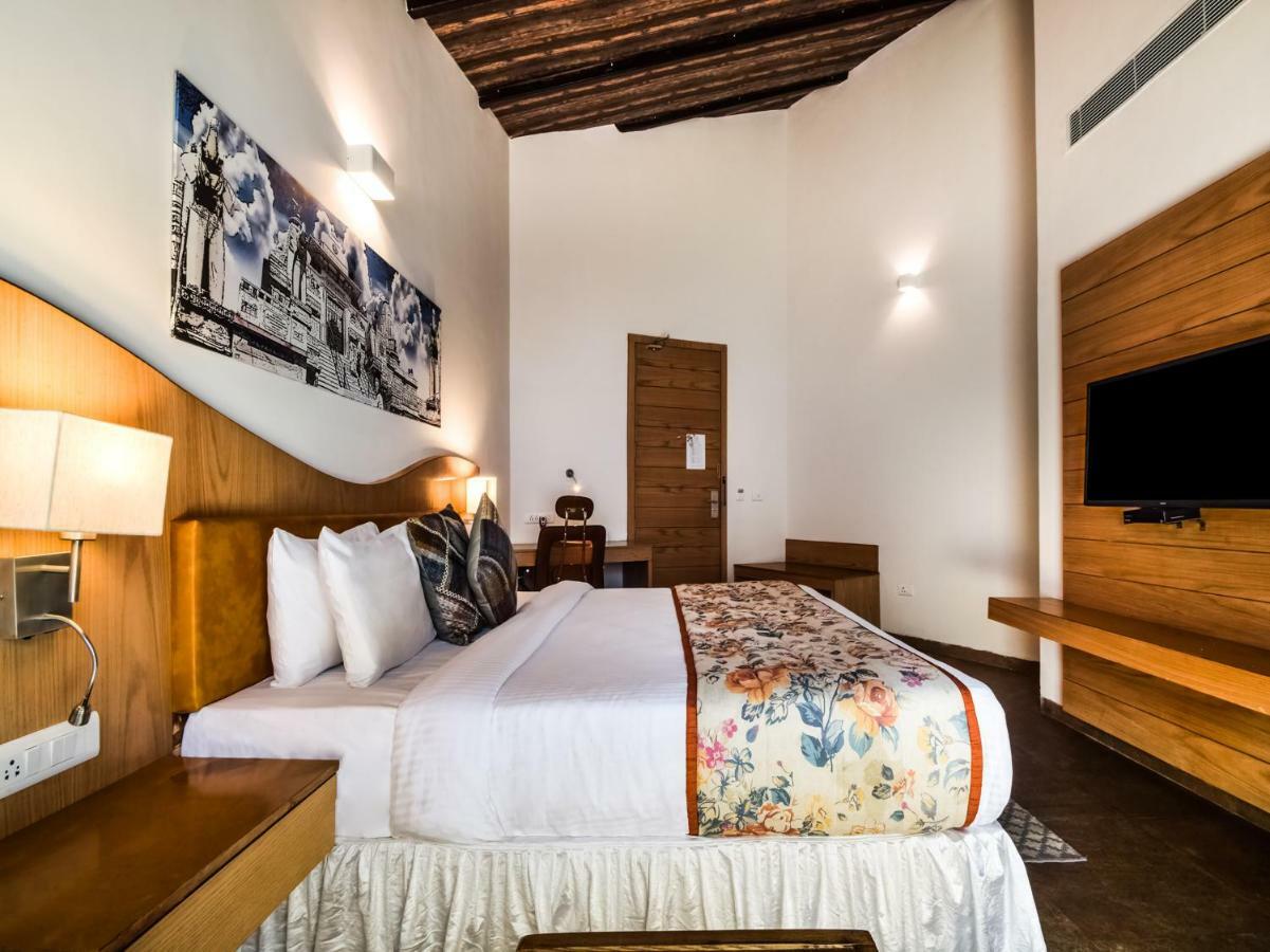 Bamboo Saa Resort & Spa - אודייפור מראה חיצוני תמונה
